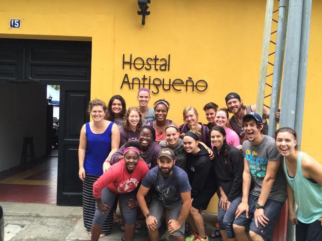 Hostal Antigüeño Antigua Exterior foto